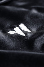 Cache-nombril – Performance & pudeur