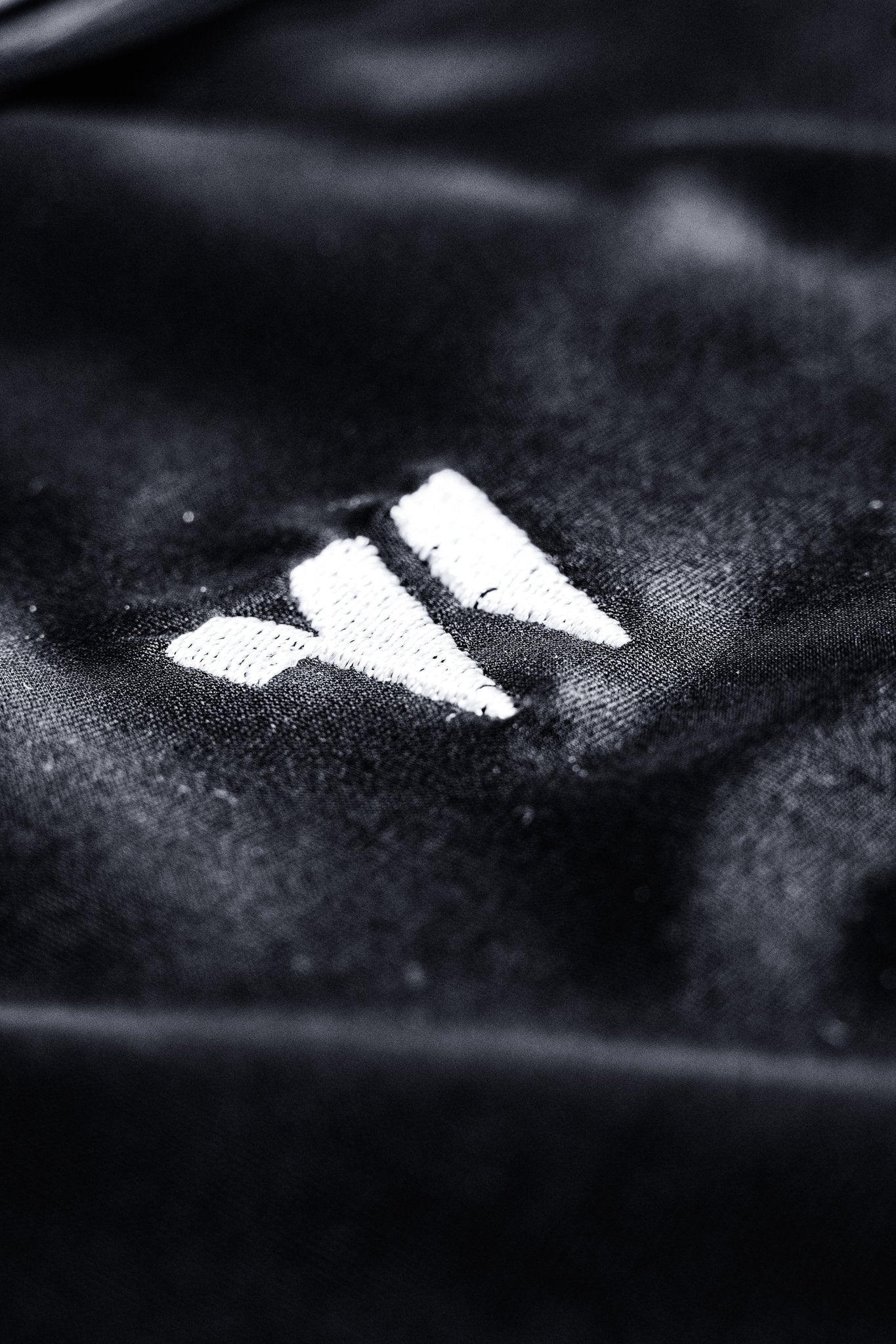 Cache-nombril – Performance & pudeur